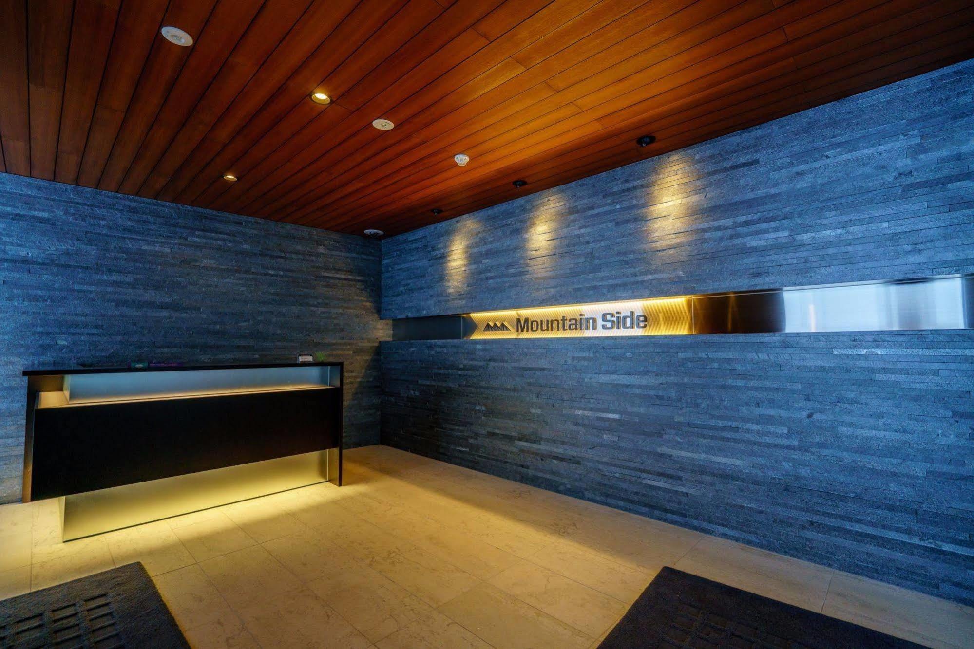 Mountain Side Hakuba Hotel Ngoại thất bức ảnh